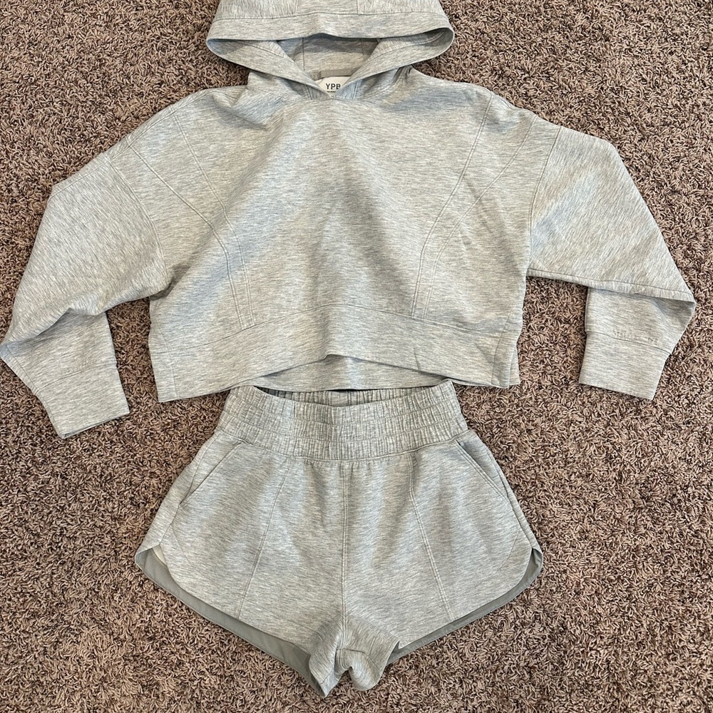 Abercrombie YPB Hoodie and Shorts Set, M